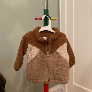 GAP Baby Tan and Cream Sherpa Jacket NWOT